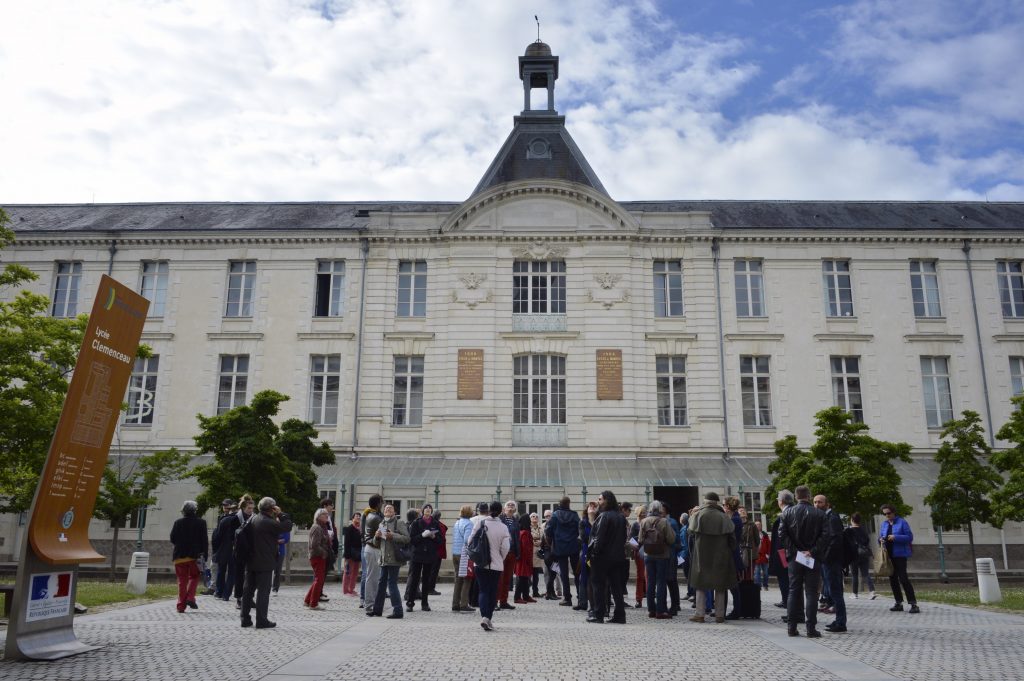 Le lycée Clemenceau avec expédition urbaine expéditions urbaines enseignement éducation