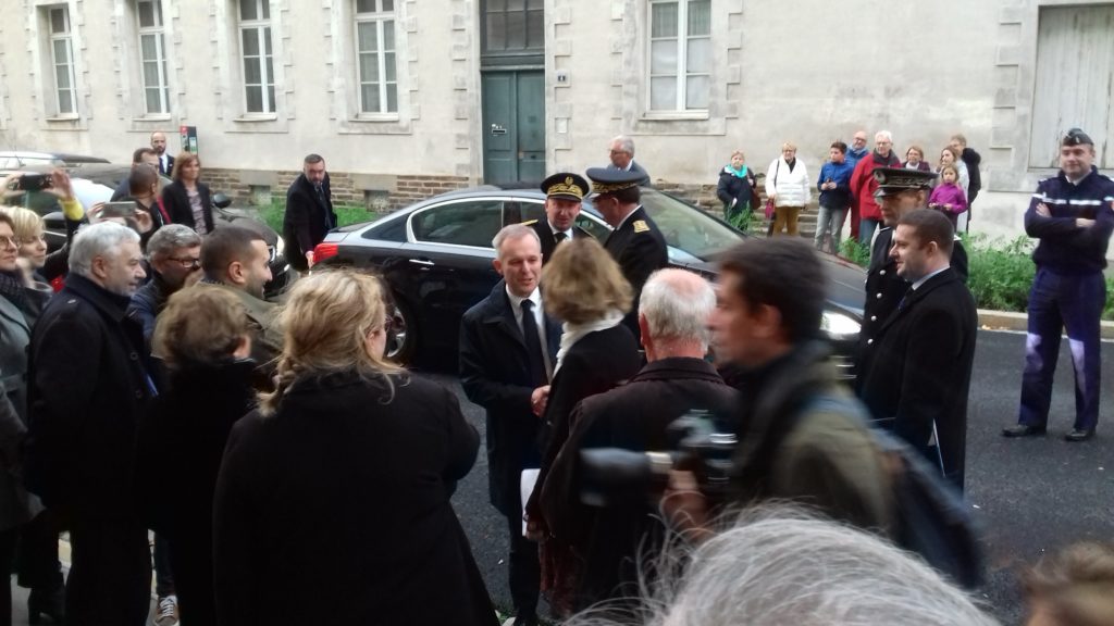 Arrivée de FdeR au lycée photo JB